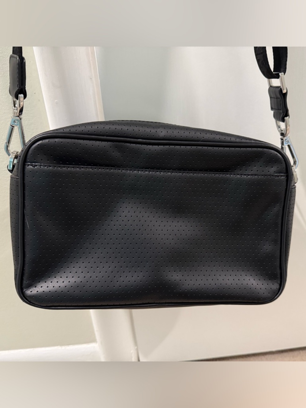 Michael Kors Black Crossbody Bag - Picture 3 of 13